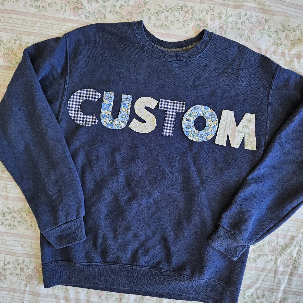 Womens Custom Navy Sweatshirt Patchwork Size Medi… - image 2